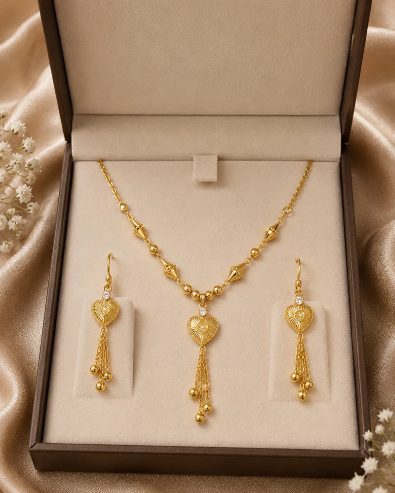 Elegant Heart Tassel Necklace Set /طقم قلادة أنيقة بتصميم قلب وشرّابة